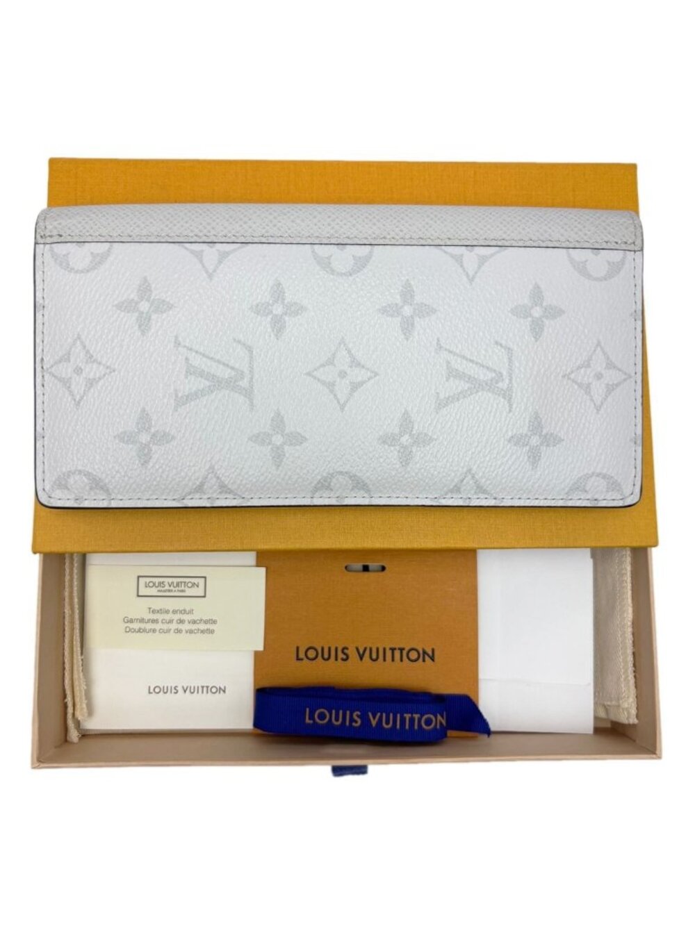 Louis Vuitton Wallet White Taigarama Portefeuille Brazza